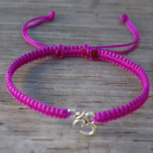 Om Bracelet,Yoga Bracelet,Shamballa Om Pray Bracelet,Good Luck Bracelet - Picture 2 of 2